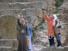 Algeria / Algerie - Timgad: girls in the Roman theatre - photo by J.Kaman