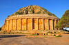 Tombeau de la Chrtienne - wilaya de Tipaza, Algrie: Great royal mausoleum of Mauritania - eastern faade - Kbor er Roumia - Unesco world heritage site | Mausole Royal de Maurtanie - Patrimoine mondial de l'UNESCO - faade Est - Kbor er Roumia - photo par M.Torres