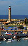 Cherchell - wilaya de Tipaza, Algrie: harbour - lighthouse and the Mediterranean sea | port - phare et la Mditerrane - photo par M.Torres