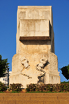 Algiers / Alger - Algeria: floral clock park - the French war memorial was covered in concrete and became the monument to the victims of the revolution - Boulevard Khemisti | parc de l'horloge florale - monument aux victimes de la rvolution sur le Bd Khemisti, ex-Laferrire, ex-Monument aux Morts - photo by M.Torres
