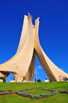 Algiers / Alger - Algeria: Monument of the Martyrs of the Algerian War - built in 1984 by the Lavalin company, from Quebec | Monument des martyrs de la guerre d'Algrie - construit en 1984 par la socit qubcoise Lavalin - photo by M.Torres