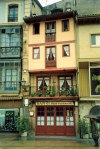 Spain - Asturias - Oviedo / OVD : bar - narrow building (photo by Miguel Torres)