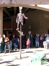 Australia - Melbourne (Victoria): entertainer on a mono-cycle (photo by Luca Dal Bo)