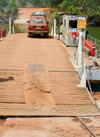 Australia - Cape York (Queensland): Jardine River Ferry - photo by Luca Dal Bo