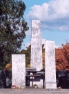 Australia - Canberra (ACT): RAAF - Air Force monument - Per Ardua ad Astra - Anzac Parade (photo by M.Torres)