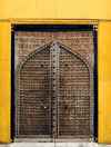 Australia - Adelaide (SA): old door - photo by S.Lovegrove