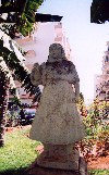 Ibiza / Eivissa: Sta Eulalia del Rio / Sta Eulria des Riu - water seller under the banana trees