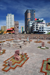 La Paz, Bolivia: replica of the Tiahuanaco Semi-subterranean Temple - sunken courtyard with the Benett monolith - Tiwanaku Square - photo by M.Torres