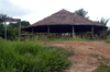 Brazil / Brasil - Amazonas - Boca do Acre - Kamicu village: meeting area / Aldeia Kamicu (photo by M.Alves)