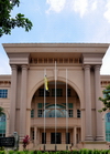 Bandar Seri Begawan, Brunei Darussalam: main entrance of the Attorney General Chambers - the Law and Courts building - Jalan Tutong - photo by M.Torres