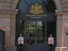 Bulgaria - Sofia: guards at the Presidential palace (photo by J.Kaman)