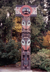 Canada / Kanada - Vancouver: Nootka Totem - Stanley park - photo by M.Torres