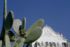 Catalonia - Barcelona: cactus and gable with sundial - Parc Gell - Rellotge de sol - photo by M.Bergsma