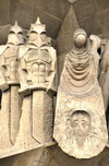 Barcelona, Catalonia: Gaud's Sagrada Familia cathedral - Passion faade - Veronica with the veil with Jesus' face - photo by M.Torres