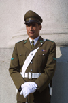 Chile - Santiago de Chile / SCL: Chilean police officer - in the sun / Cara al sol - agente de la Polica - photo by Rod Eime