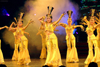 Xian, Shanxi Province, China: performers - nocturnal show - women dancing - photo by R.Eime