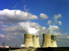 Czech Republic - Temeln (Southern Bohemia - Jihocesk - Budejovick kraj): Nuclear Power Plant - vapour and sky / Jadern elektrrna Temeln / Atomkraftwerk II - photo by J.Kaman