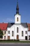 Czech Republic - Trebechovice pod Orebem (Eastern Bohemia - Vchodocesk - Pardubick kraj): white church - photo by J.Kaman