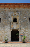 Santo Domingo, Dominican Republic: Museum of the Royal Houses - entrance - Museo de las Casas Reales - Ciudad Colonial - photo by M.Torres