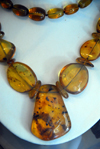 Santo Domingo, Dominican Republic: amber jewelry - necklace with pendant - photo by M.Torres