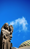 Quito, Ecuador: iglesia de El Sagrario - Church of the Shrine - statue on the edge of the faade - photo by M.Torres