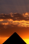 Egypt - Giza / Gizah: summit of the Khafre / Kephren pyramid - tomb of the fourth-dynasty pharaoh Khafre - Unesco world heritage site (photo by J.Wreford)
