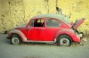 Egypt - Cairo: forgotten car - rusting VW beatle  (photo by J.Kaman)