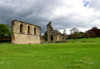 England - Glastonbury Abbey (Somerset): the ruins (photo by Kevin White)