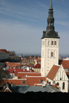 Estonia - Tallinn: St. Nicholas church seen from  Kiek in de Kk tower / Niguliste - photo by C.Schmidt