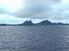 ilha de Fernando Noronha: aproximao - Unesco world heritage site / patrimonio da humanidade  (foto: Captain Peter)
