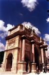 France - Paris: Arc du Carrousel and the Parisian sky - photo by J.Rabindra