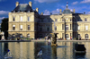 Paris, France: miniature sail boats in the pond at the Palais de Luxembourg - modeled after Palazzo Pitti in Florence - architect Salomon de Brosse - Quartier Latin, 6e arrondissement - photo by K.Gapys