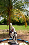 Albreda, Gambia: vernacular sculpture of an enslaved couple, outside the Museum of Slavery - photo by M.Torres