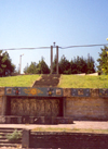 Georgia - Bolnisi area - Kvemo Kartli region: Soviet memorial - photo by M.Torres