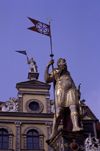 Erfurt, Thuringia, Germany: 2 sculptures of Roman warriors from the Renaissance - faade of the House of the Red Ox on Fish Market square - Fischmarkt - Haus zum Roten Ochsen und Der Rmer - former GDR, East Germany - photo by A.Harries