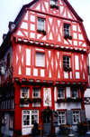 Germany / Deutschland - Boppard (Rhineland-Palatinate / Rheinland-Pfalz): red wood - timber framing on an old building | Fachwerk - photo by M.Torres