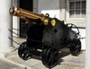 Gibraltar: polished bronze cannon at the Guard House of the residence of the Governor of Gibraltar, the Convent - Convent Place, Main Street - photo by M.Torres