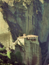 Greece - Meteora (Thessalia): Monastery of Roussanou - Kastraki area - photo by M.Bergsma