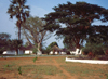 Guinea Bissau / Guin Bissau - Bula: huts at the Anura Club (foto de / photo by Dolores CM)