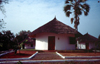 Guinea Bissau / Guin Bissau - Bula: African tourism - huts at the Anura Club (foto de / photo by Dolores CM)