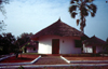 Guinea Bissau / Guin Bissau - Bula: African tourism - huts at the Anura Club (foto de / photo by Dolores CM)