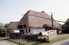 Hungary / Ungarn / Magyarorszg - Szentendre: Upper-Tisza region: historical house and water well - Hungarian Open-Air Ethnographical Museum (photo by J.Kaman)