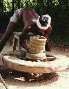 Pondicherry: potter (photo by G.Frysinger)