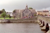 Ireland - Limerick / Luimneach / LMK: church and the Shannon river - bridge - arches (photo by M.Bergsma)