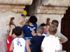 Italy / Italia - Gubbio: kids play hide and seek (photo by Emanuele Luca)