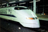 Kyoto: the Shinkansen Bullet train leaves for Tokyo (photo by M.Torres)