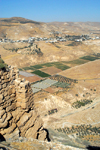 Al Karak - Jordan: Crac des Moabites castle - view of the valley - Karak Governorate, once a part of the Kingdom of Jerusalem - photo by M.Torres