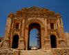 Jerash - Jordan: Hadrian's triumphal arch - Bab Amman - Roman city of Gerasa - photo by M.Torres