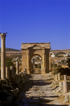 Jordan - Jerash / Jarash: Cardo Maximus - Colonnaded street and north Tetrapilon - north - photo by J.Wreford