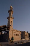 Kuwait city: Mosque on Abdullah Al-Ahmad Street - photo by M.Torres